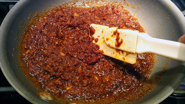 Spice paste after sauteing